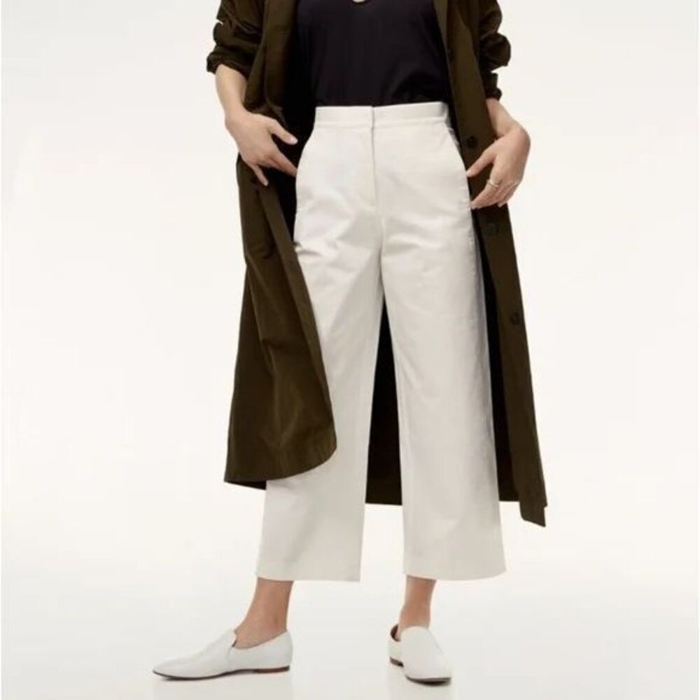 Aritzia Babaton The Group Walsh Crop Pants in White Size 8